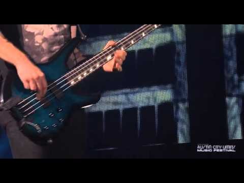 Muse - Hysteria (Live at the Austin City Limits Festival 2013)